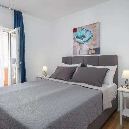 Apartments Vesna Vodice *