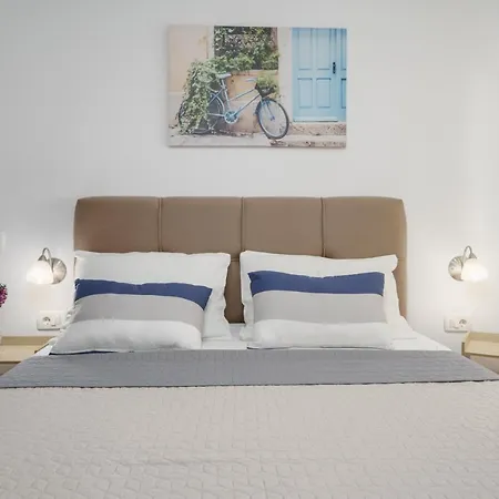 Apartments Vesna Vodice *