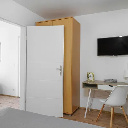 Apartments Vesna Vodice