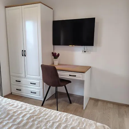 Apartments Vesna Vodice *